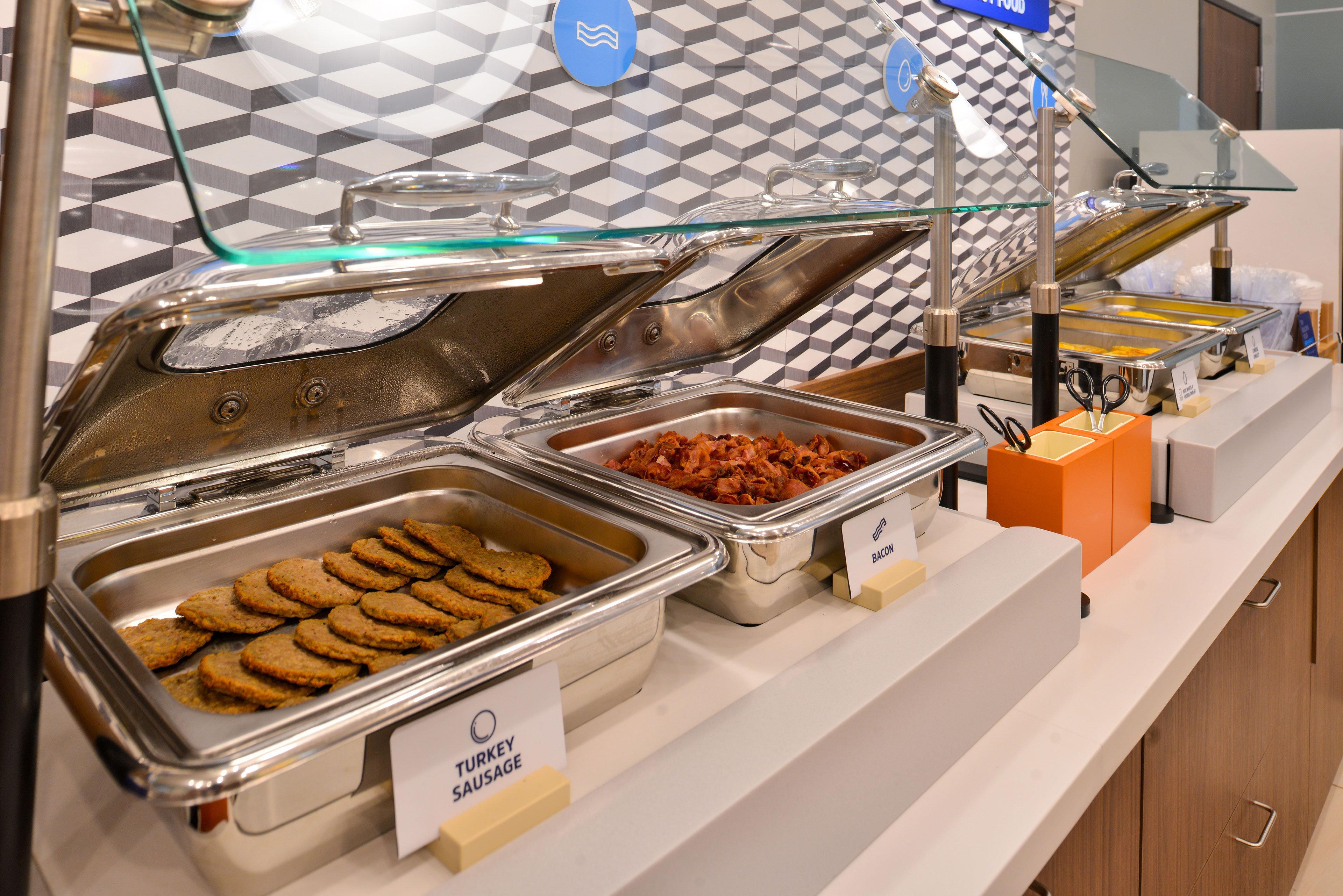 Holiday Inn Express & Suites Cumberland - La Vale By Ihg Esterno foto