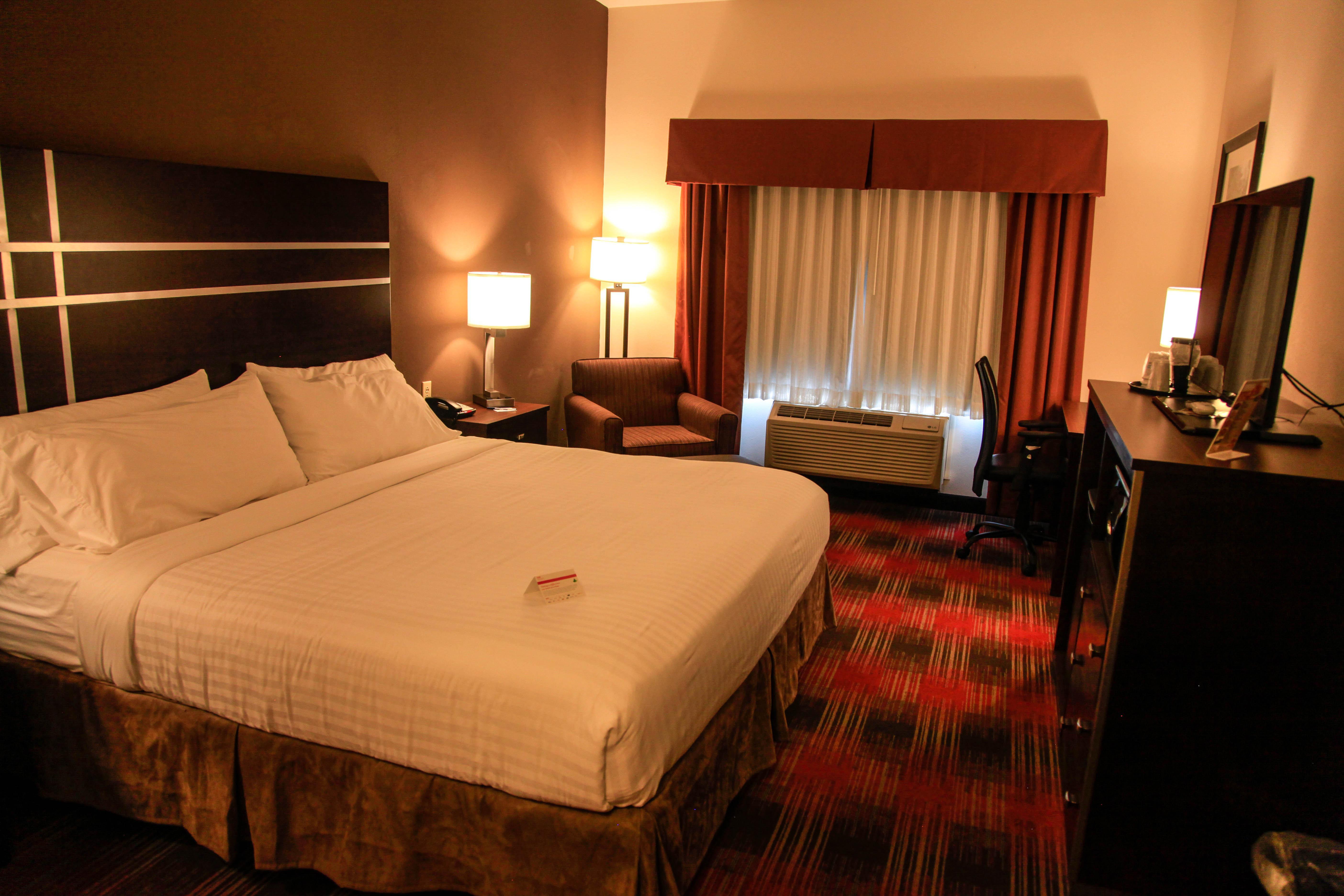 Holiday Inn Express & Suites Cumberland - La Vale By Ihg Esterno foto